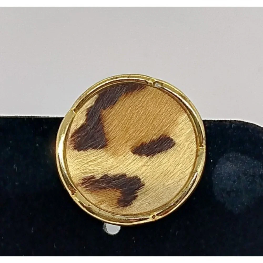 Sarah Coventry preowned piece